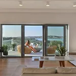 Empire Luxury * Santa Maria (Paros)