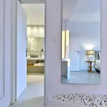 Empire Luxury
