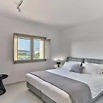 Empire Luxury Santa Maria (Paros)