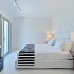 Empire Luxury Santa Maria (Paros)