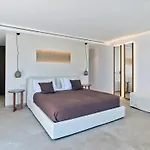 Empire Luxury Villa Santa Maria (Paros)