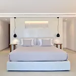 Empire Luxury Villa *