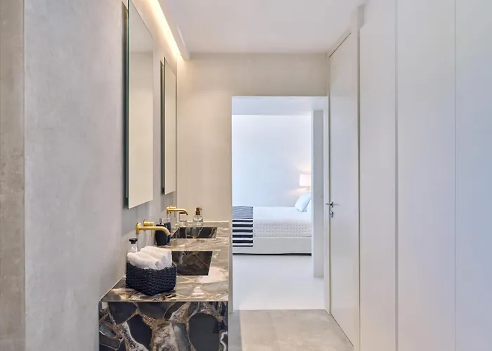 Empire Luxury ヴィラ *