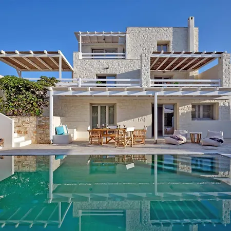 Empire Luxury Villa Santa Maria (Paros)