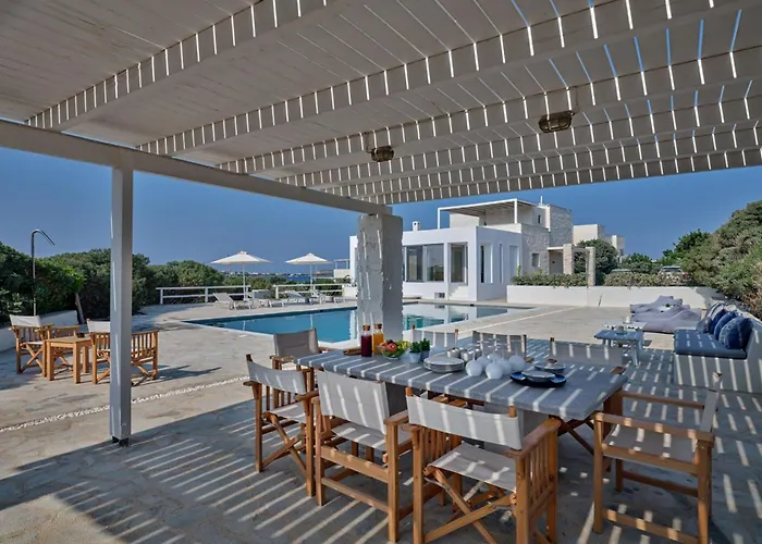 Empire Luxury Villa *